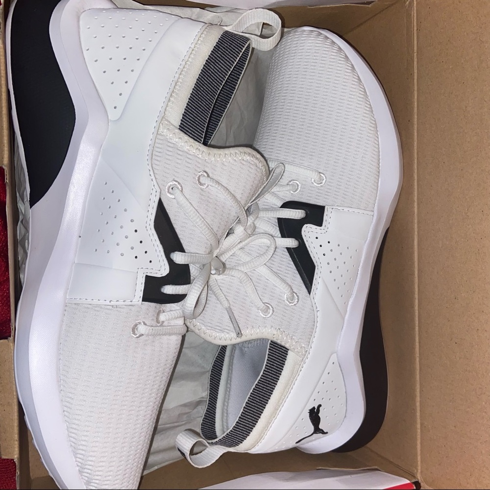 Optimal Comfort Pumas / Never Worn